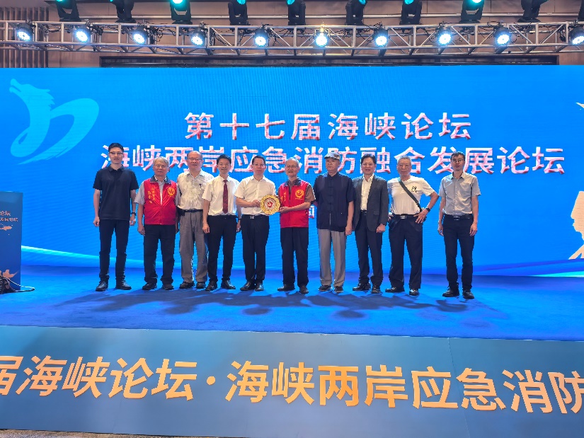 许多人在游泳AI 生成的内容可能不正确。